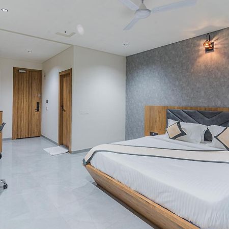 Hotel The Grand Heaven Gandhinagar Luaran gambar