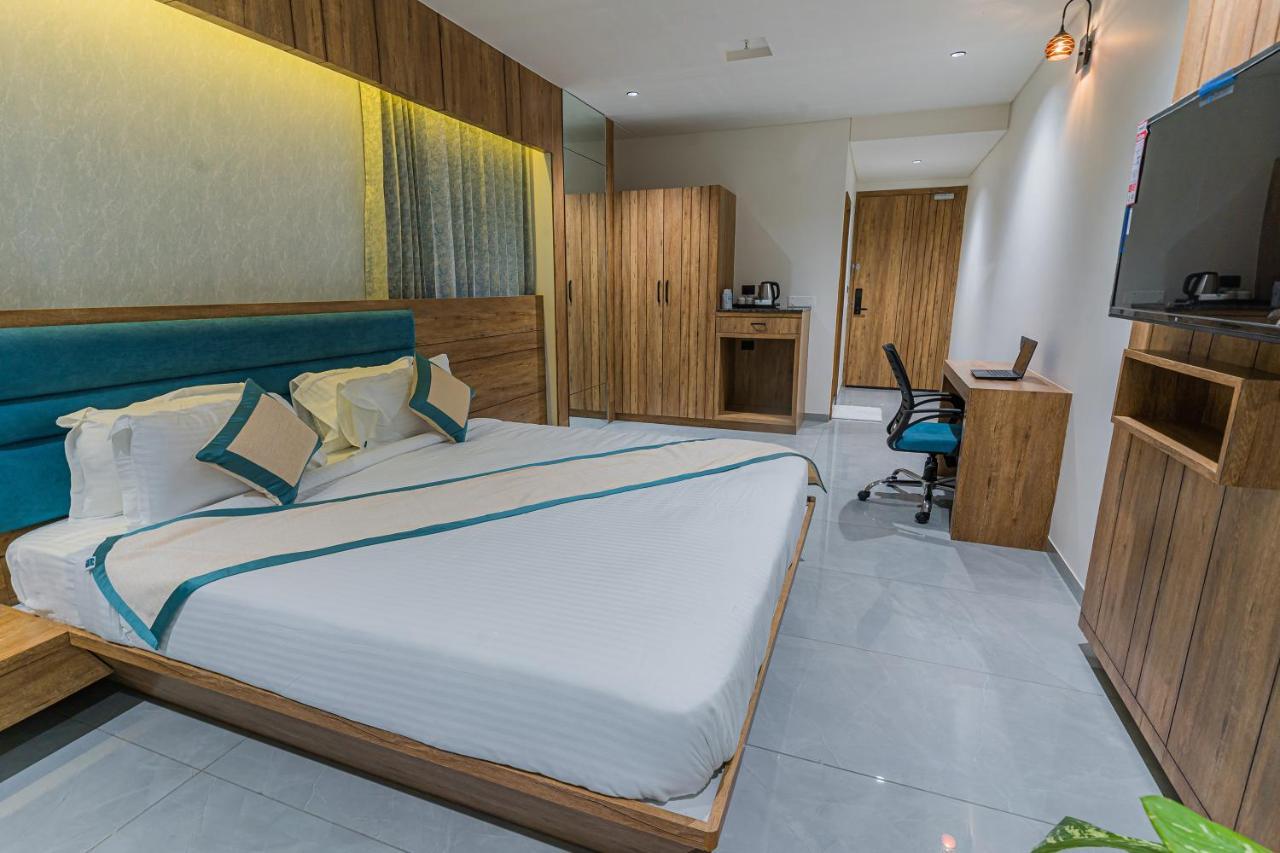 Hotel The Grand Heaven Gandhinagar Luaran gambar